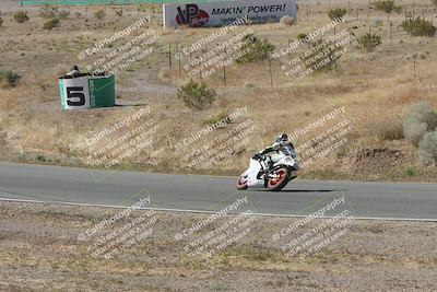 media/Apr-20-2025-AHRMA (Sun) [[393a79c373]]/Race/Group 11 early race/Turn 4b/